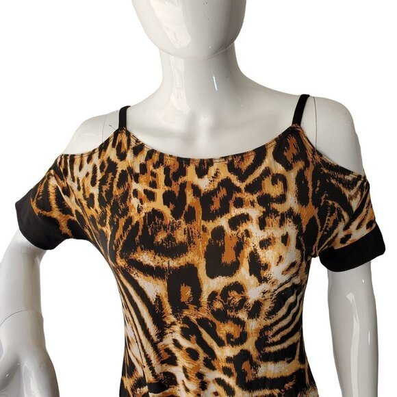 INC International Cold Shoulder Tunic Top Animal Print Poly Knit Women Small NWT - Picture 2 of 9